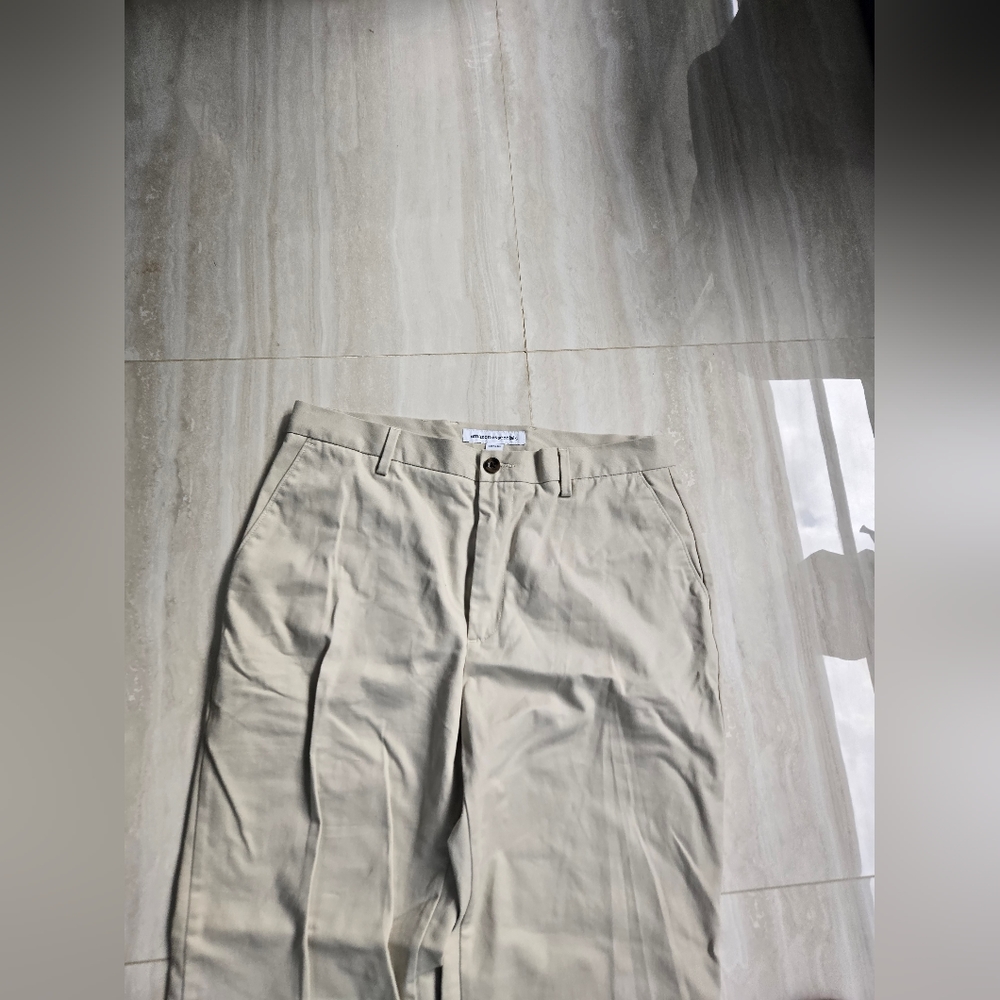 Amazon Essentials 34×30 Pant - Picture 3 of 4